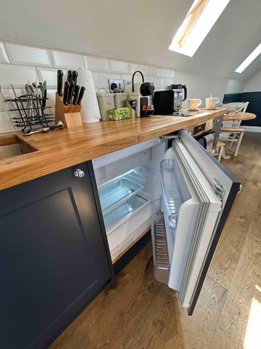 Вілла The Loft At The Croft - Stunning Rural Retreat Perfect For Couples & Dogs Leigh  Екстер'єр фото