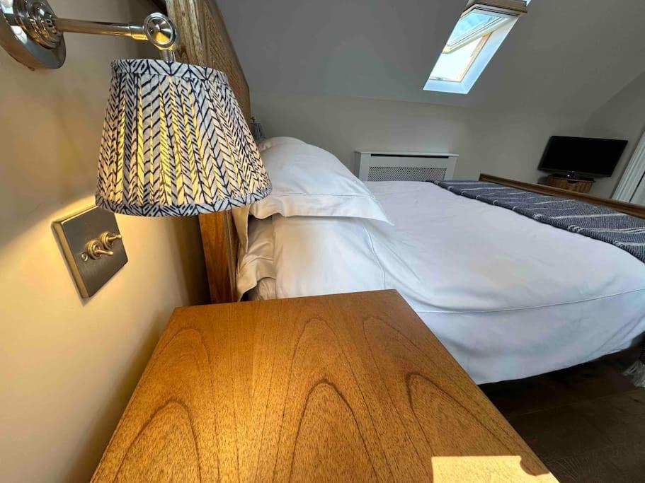 Вілла The Loft At The Croft - Stunning Rural Retreat Perfect For Couples & Dogs Leigh  Екстер'єр фото